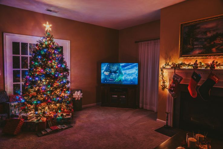 Confira 10 sugestões de filmes imperdíveis para reunir a família e assistir neste Natal. (Fonte: Reprodução Google).