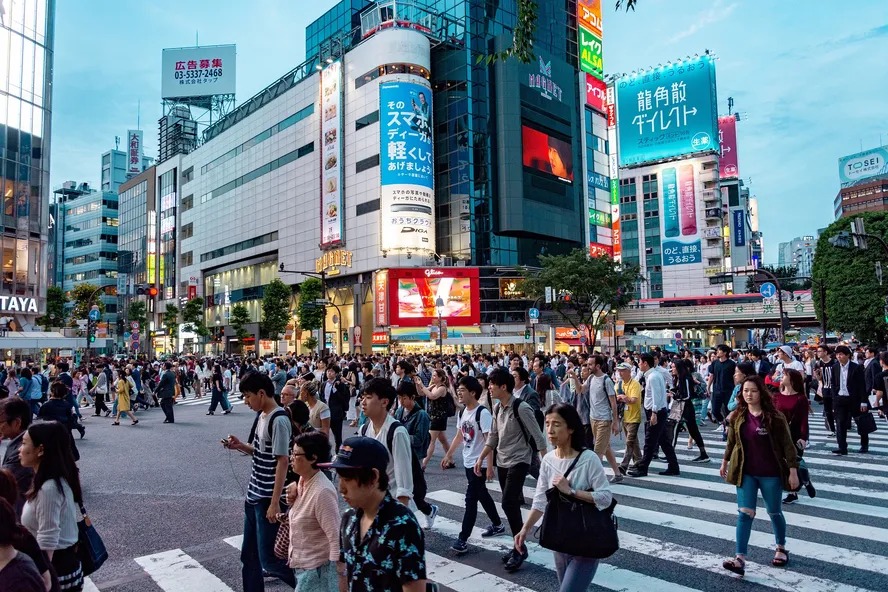 Como o Japão, que já foi o maior PIB do mundo, saiu do 'top 3' global? Entenda os motivos por trás dessa mudança econômica. (Fonte: Reprodução Google)