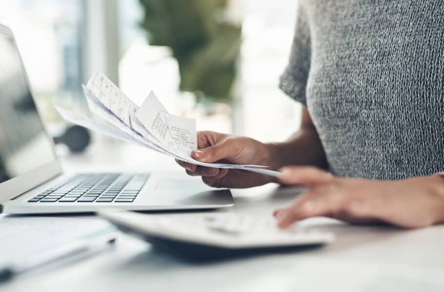 Entregar Declaração Anual DASN-SIMEI com antecedência tem vantagens, veja. (Fonte: Reprodução Getty Images)