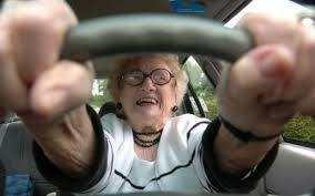 Grande Vitória: Idosos podem tirar carro 0km com grandes descontos. Saiba agora o que é preciso para conseguir o benefício!