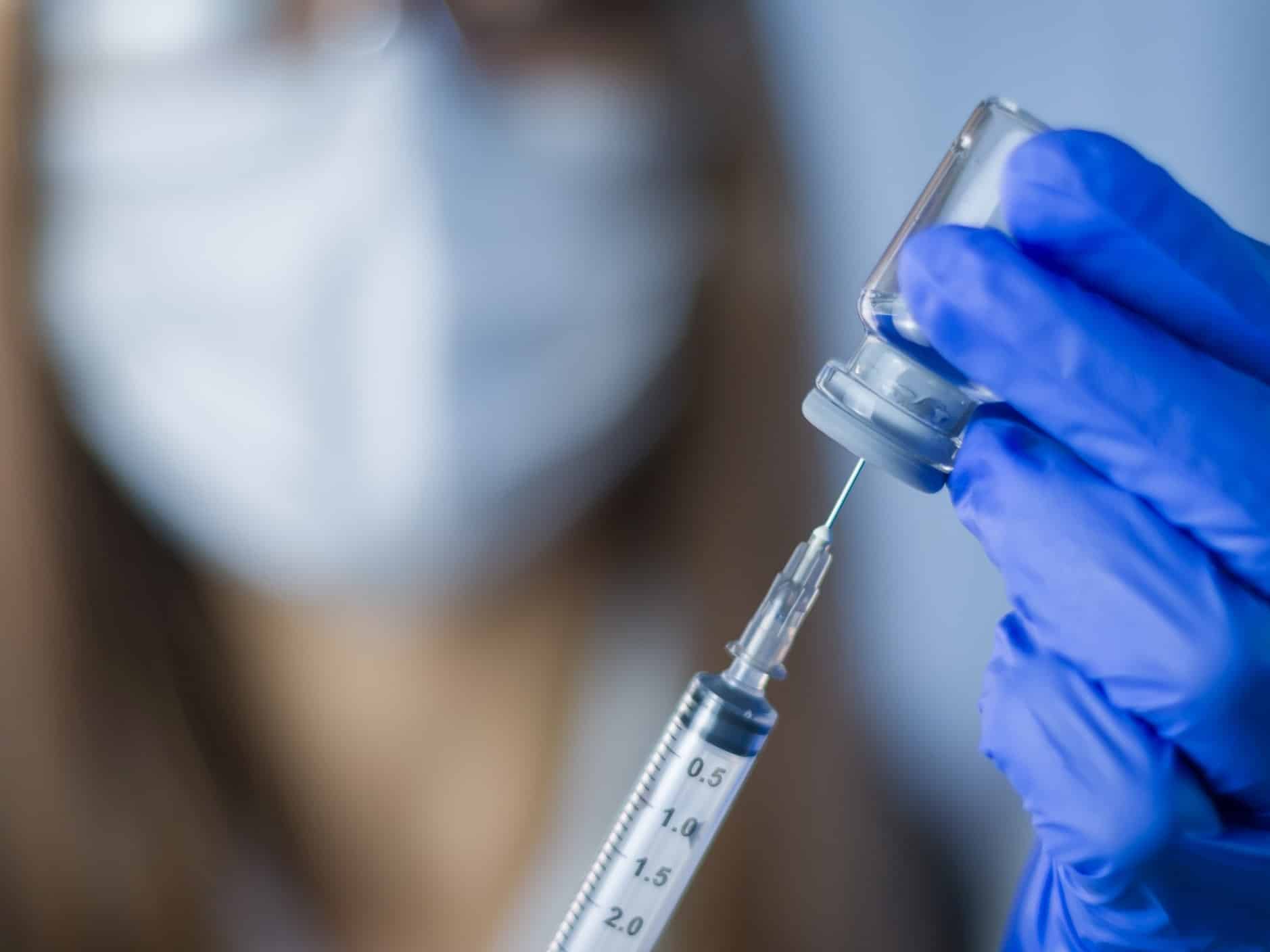 Caso do Homem que tomou 217 vacinas contra a Covid - Entenda (Fonte: Reprodução Google)