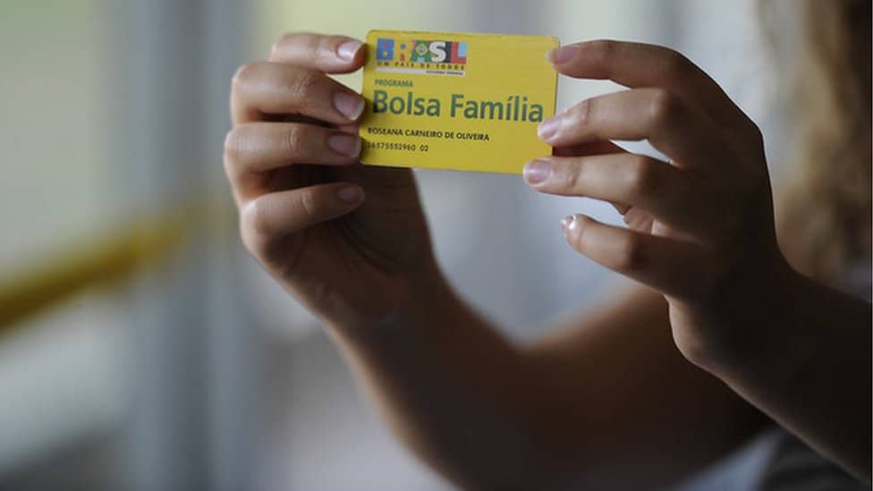Saiba tudo sobre valores do Bolsa Família, se quem recebe um salário mínimo pode ter o benefício e como desbloquear. (Fonte: Edição / Diário Oficial Notícias)