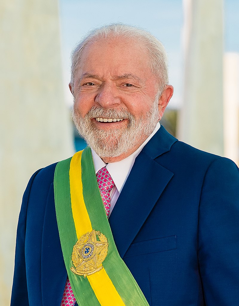 Lula paga abono extra para aposentados e pensionistas do INSS. Veja datas de pagamento e quem poder receber o benefício. (Fonte: Reprodução Google).