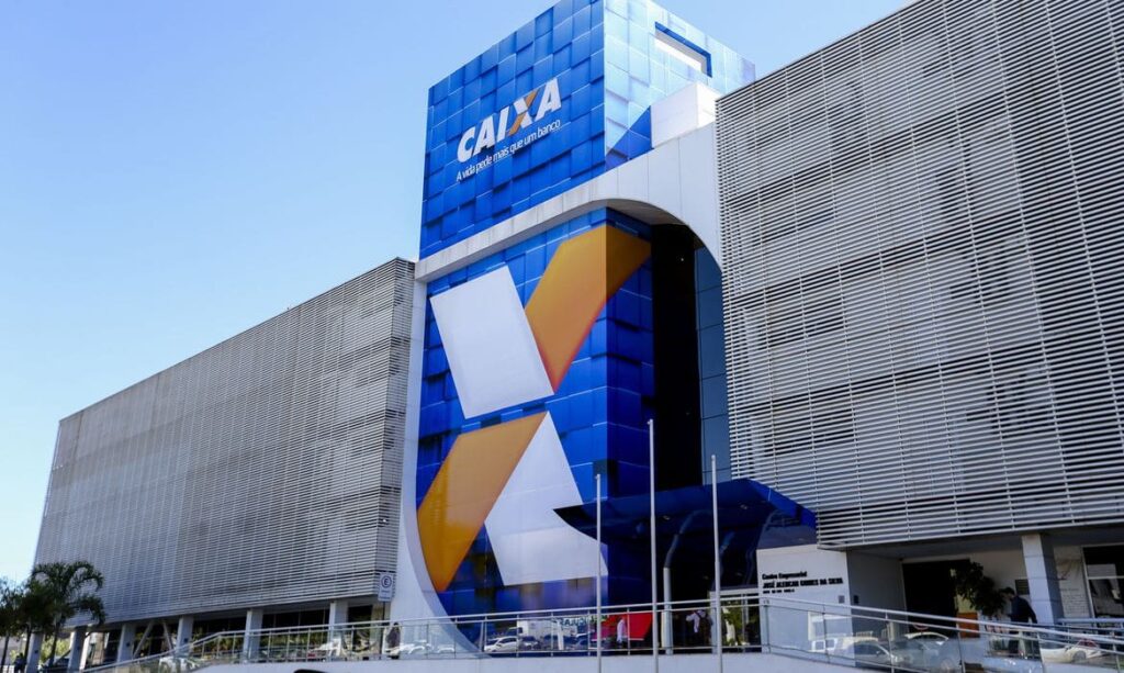Concurso da Caixa atrai mais de 1 milhão de candidatos em todo o Brasil. (Fonte: Reprodução Google)