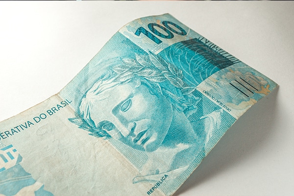 Surpreendente: Pessoas com mais de 50 anos movimentam mais de R$ 2 bilhões na economia! Confira