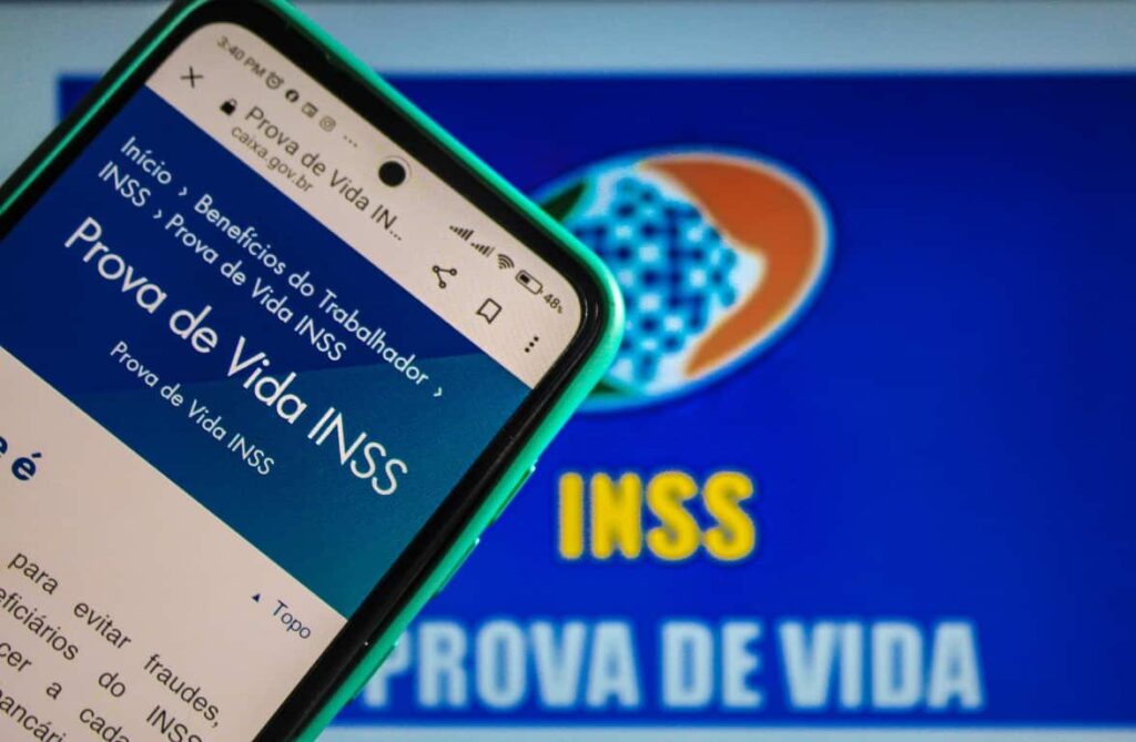 Pente-fino e prova de vida do INSS assustam aposentados e pensionistas com possíveis bloqueios. Entenda! (Fonte: Reprodução Google)