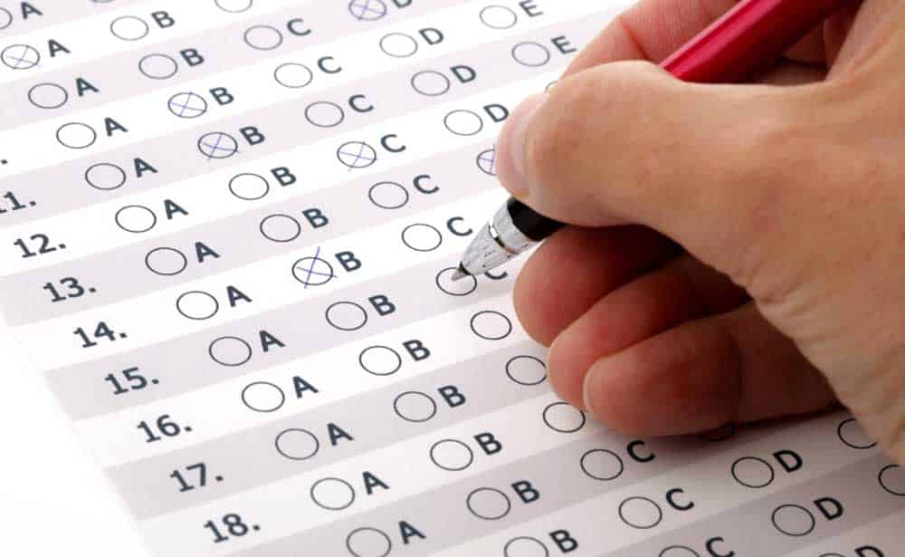 Concursos públicos são oportunidade de bons salários e carreira estável. (Fonte: Reprodução Google)