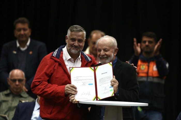 presidente lula e ministro paulo pimenta.