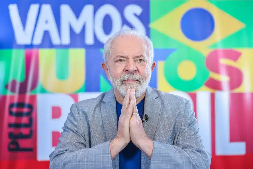 Lula na campanha fé no brasil