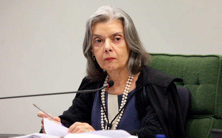 foto da ministra Carmem Lúcia que assume TSE