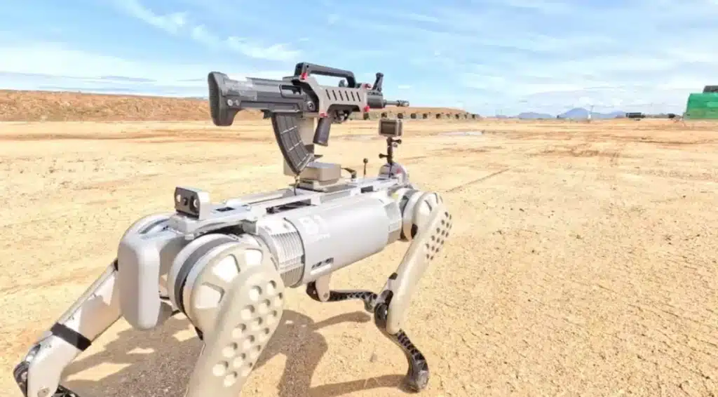 Cão-robô dos militares da China. (Fonte: Reprodução Google).
