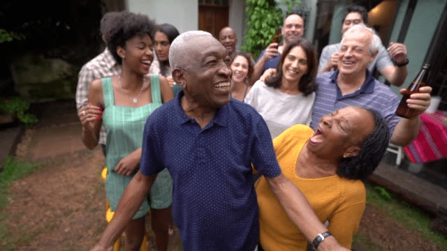 idosos felizes