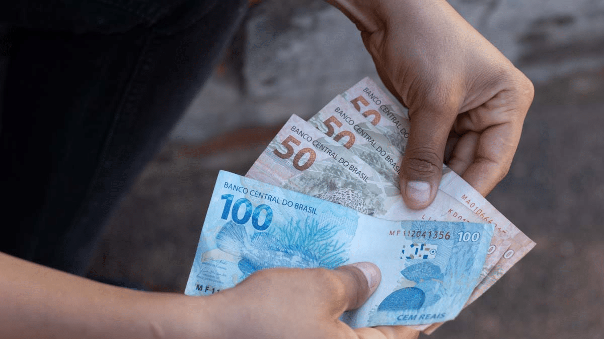 suspensão consignado 180 dias
