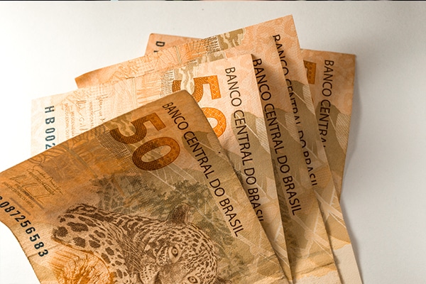 notas de 50 reais