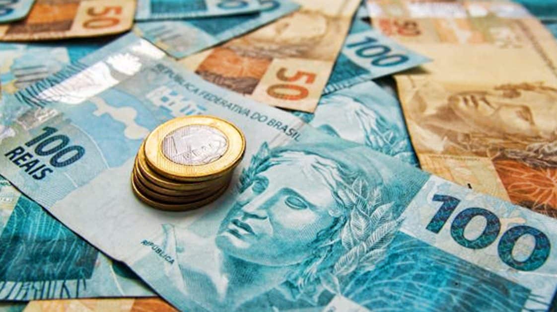 Aposentados tem acesso a grana extra após redução da taxa de juros do consignado.
