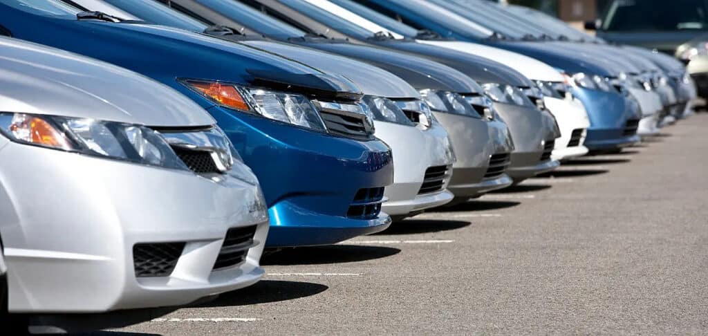 Explore o impacto da taxação de importados no setor automotivo e no bolso dos consumidores brasileiros