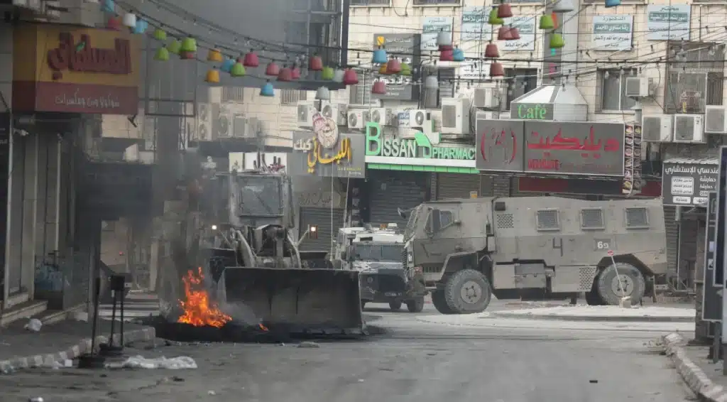 Rua de Jenin, na Cisjordânia ocupada
