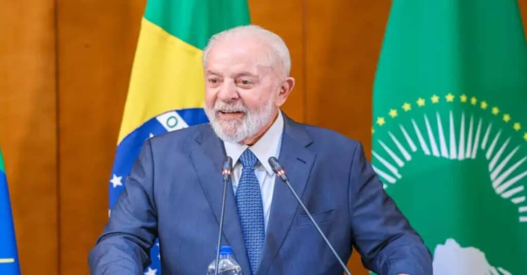 Lula anuncia aposentadoria para quem tem 55 anos. (Fonte: Reprodução Google).