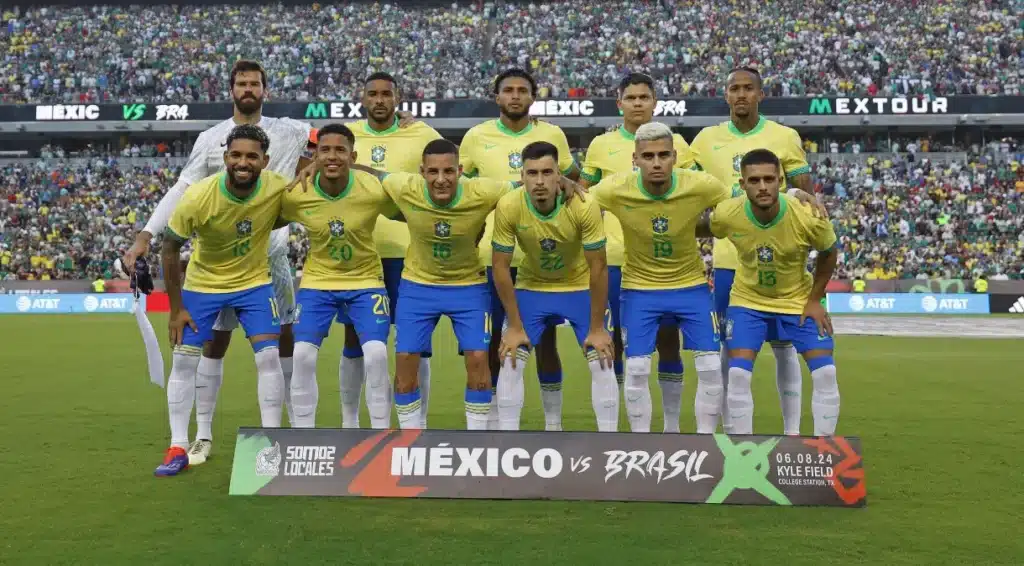 Brasil venceu o México por 3 a 2, em amistoso disputado nos Estados Unidos. (Fonte: Reprodução Google).