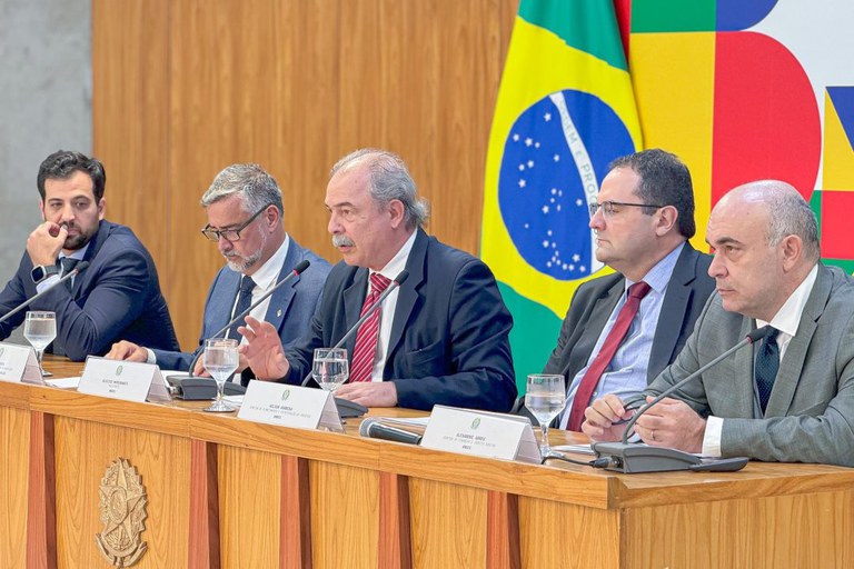 Critérios para empréstimos do BNDES ao RS.