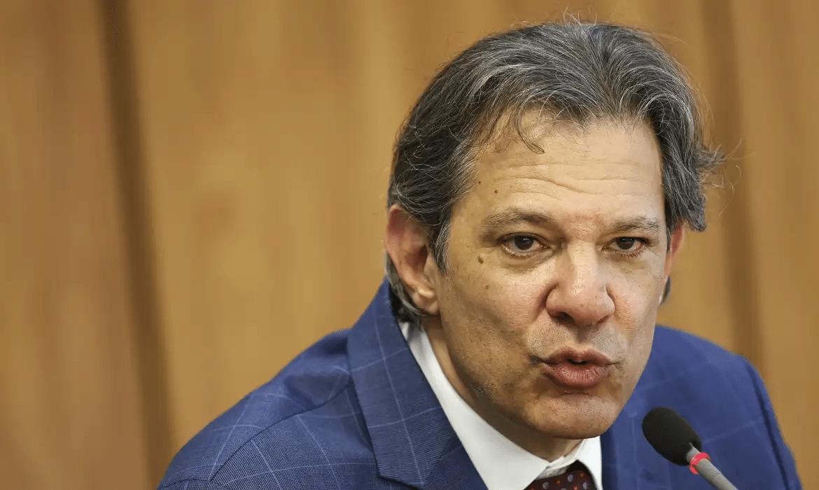 Há uma proposta mundial para taxar riquezas exorbitantes. Veja detalhes aqui