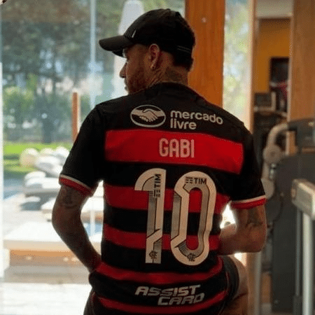 Neymar manifesta carinho pelo Flamengo nas redes sociais