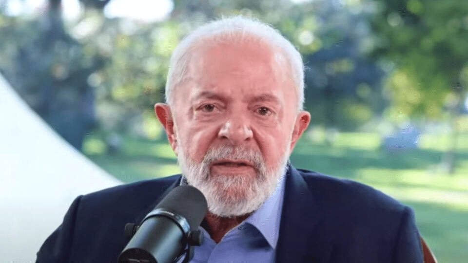Lula se posiciona contra a PL do aborto