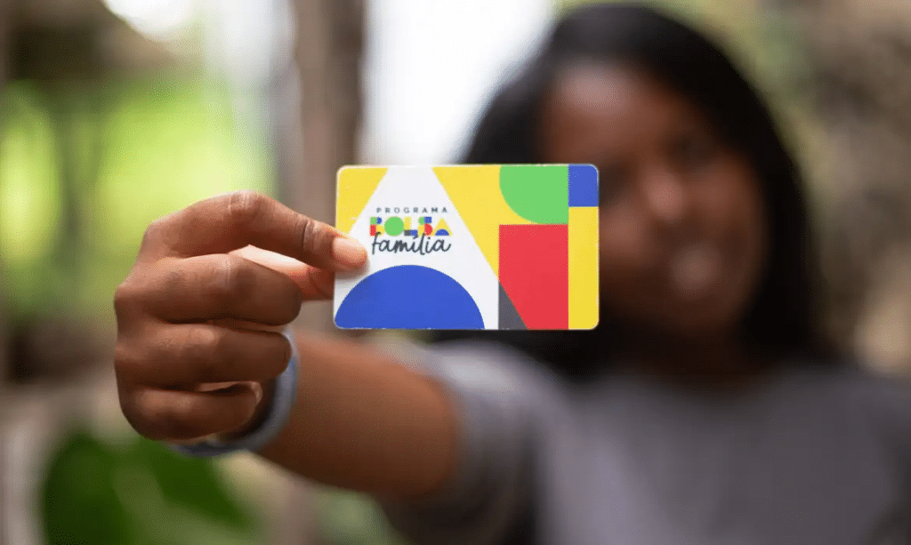 Bolsa Família e Auxílio Gás de junho já estão sendo pagos; valores foram acrescidos de adicionais. 