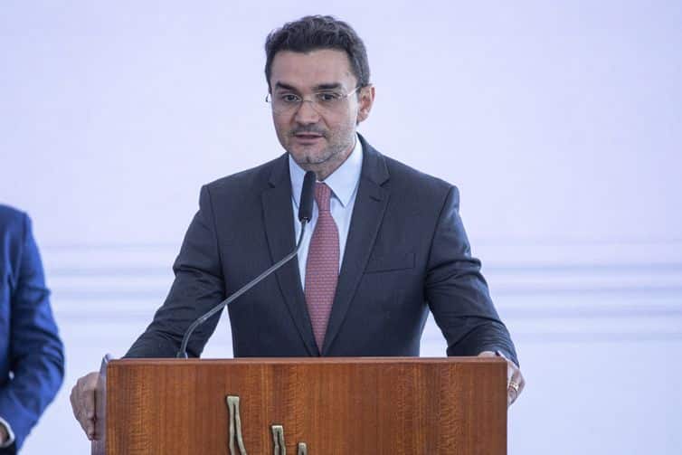 Ministro do Turismo Celso Sabino