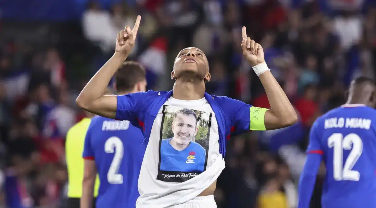 Mbappé chega a 47 gols pela França; veja artilharia histórica da seleção. (Fonte: Reprodução Google).
