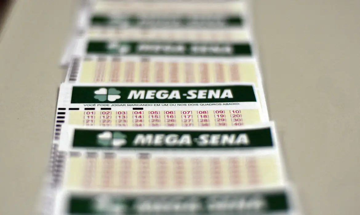 Mega-Sena tem prêmio histórico