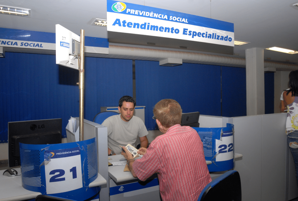 INSS anuncia pente fino e poderá cortar benefícios