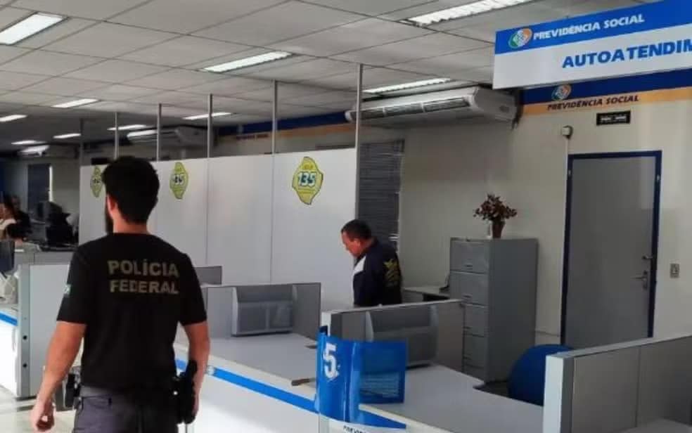 Polícia prendeu estagiário do INSS por fraude