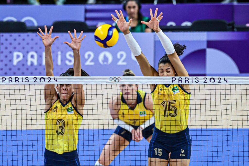 BRASIL VENCE NO VÔLEI FEMININO!
