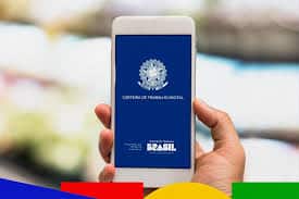 celular com carteira de trabalho digital aberta (Fonte: Reprodução Portal Gov.br)