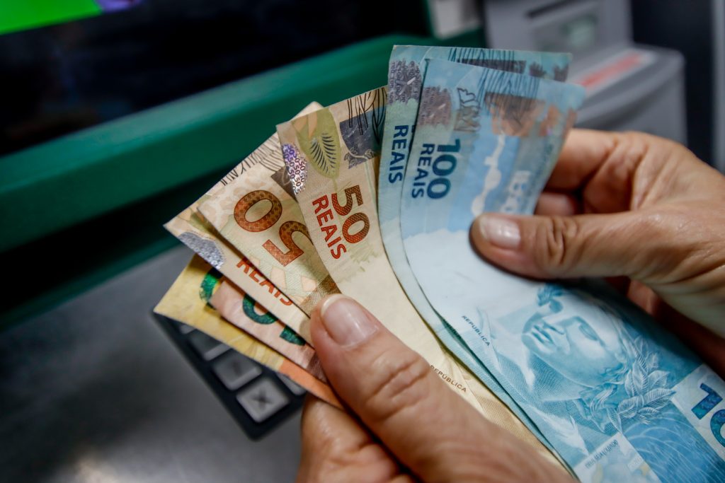 coisas que podem fazer você perder o PIS Pasep
