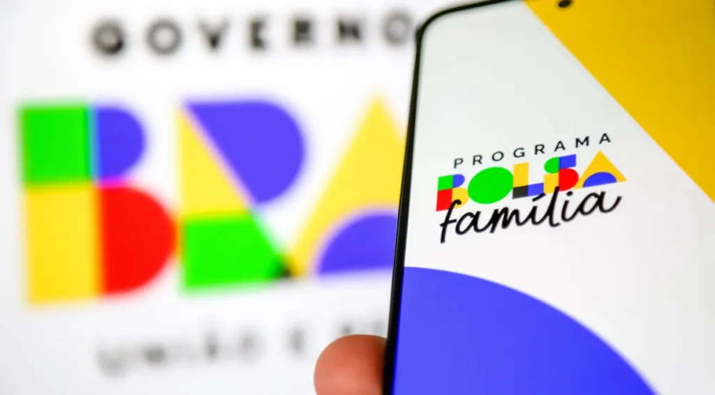 Bolsa Família. (Fonte: Luis Lima Jr./Fotoarena/Estadão Conteúdo).