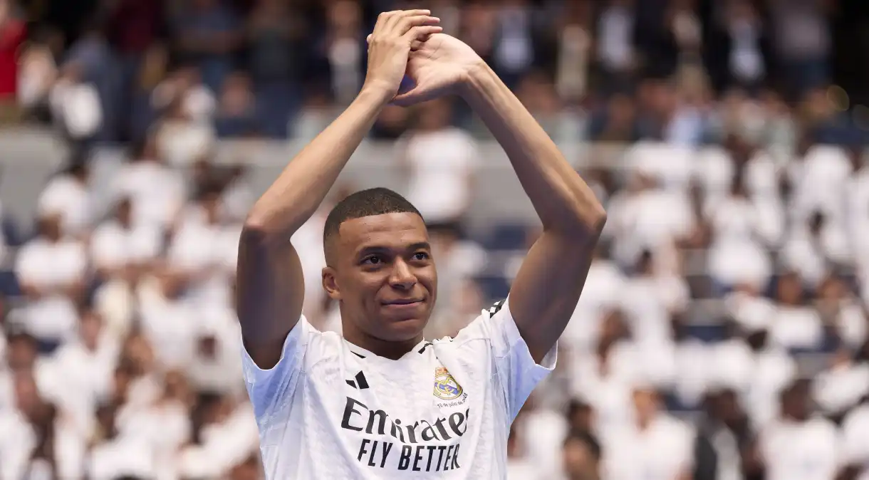 Mbappé agora é do Real Madrid