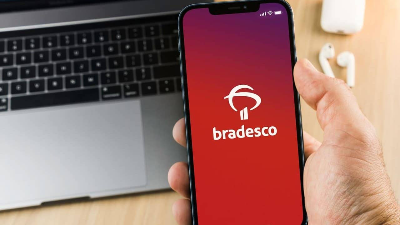 celular aberto no bradesco