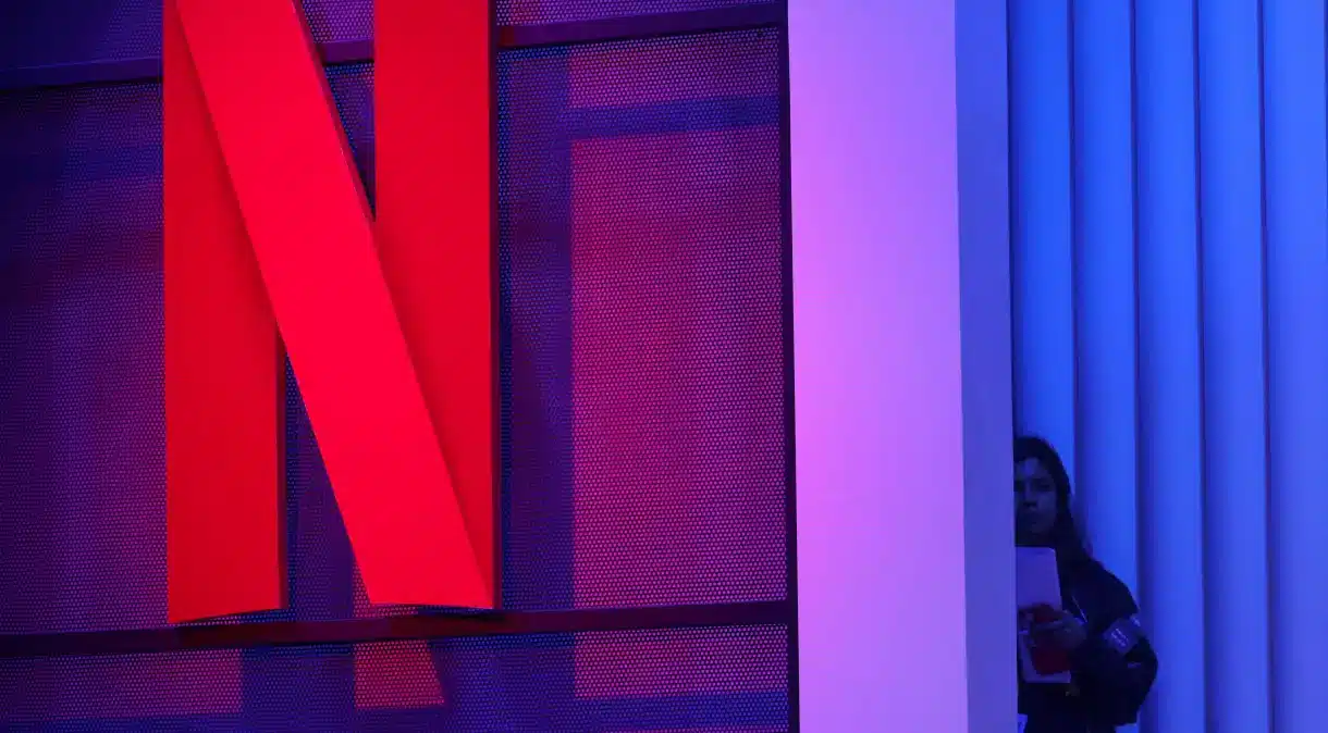 O desempenho da Netflix no segundo trimestre de 2024 superou as expectativas do mercado