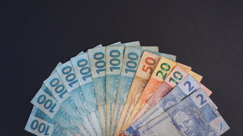 Liberado R$540 mensais para ESSE GRUPO! Veja como receber