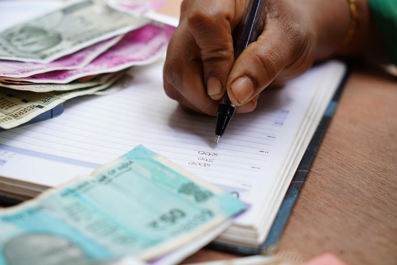 renegociação dívidas, Serasa, dívidas até R$ 100, passo a passo, regularizar dívidas, crédito pessoal